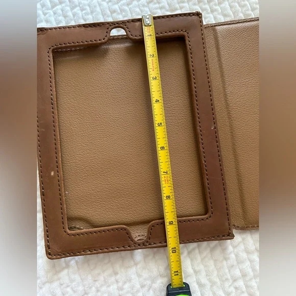 Saddleback Leather iPad Case - Picture 5 of 6